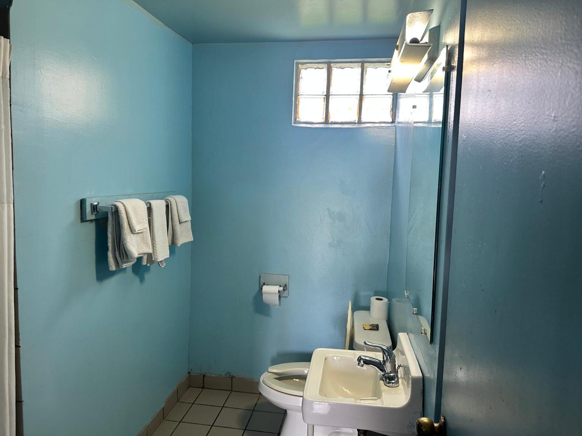 Westgate Manor Motel Austintown & Youngstown Ohio Εξωτερικό φωτογραφία