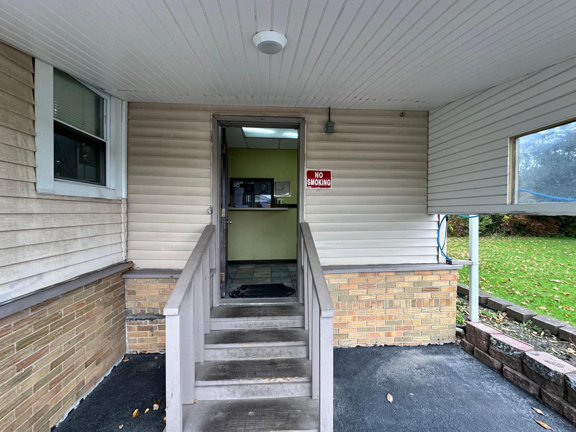 Westgate Manor Motel Austintown & Youngstown Ohio Εξωτερικό φωτογραφία
